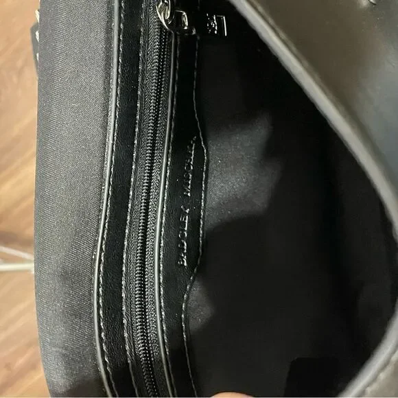 Badgley Mischka Metal Fringe Purse Black With Long Silver Chain - Picture 6 of 15